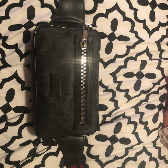 Gucci belt bag. - Picture 2 of 10